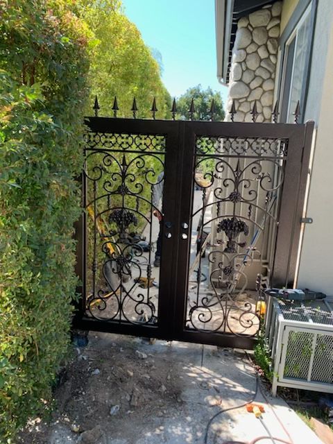 Residential iron gate