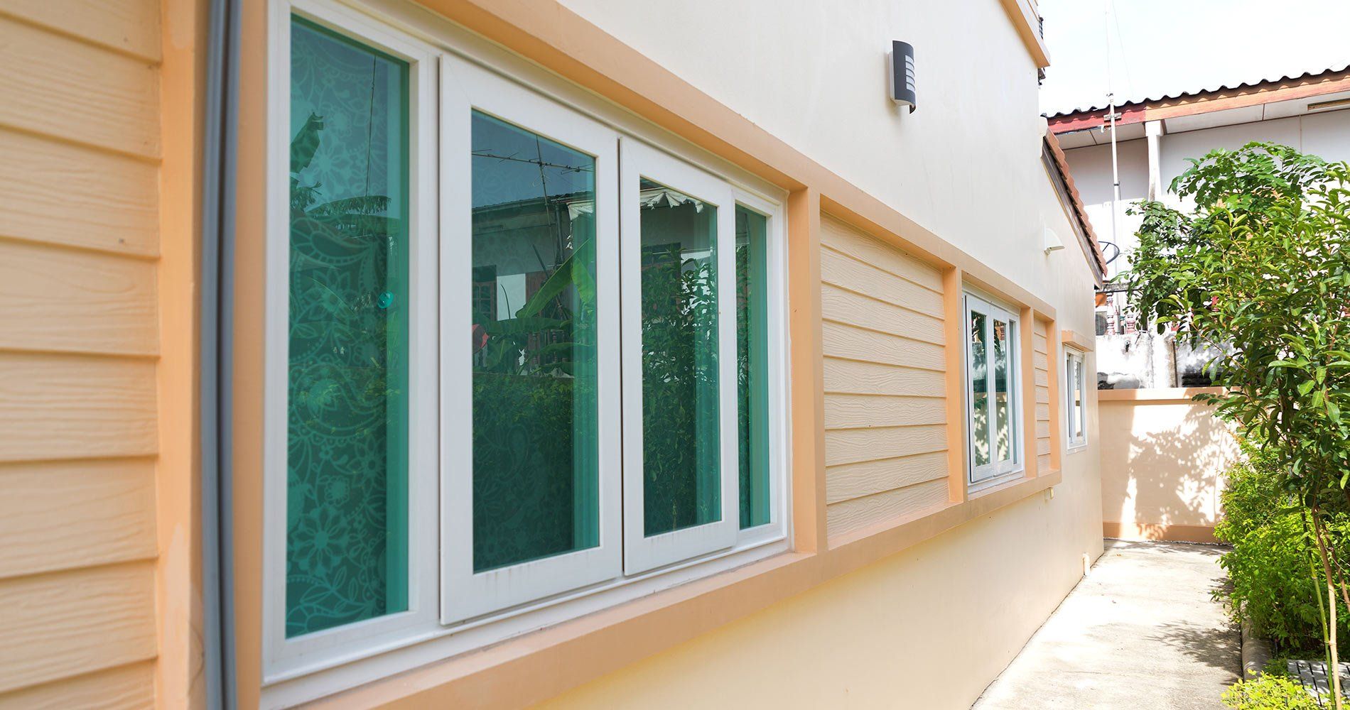 Exteriors Plus Inc Roofer and Remodeler Elkhorn, NE