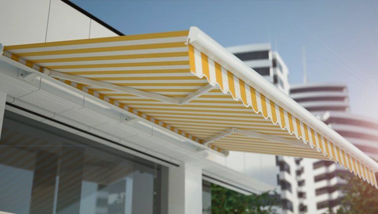 Retractable Awnings