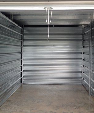 L & L Storage storage unit
