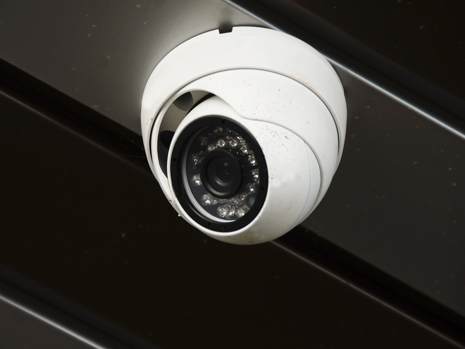 Surveillance camera