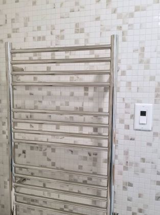 Linglestown master bathroom