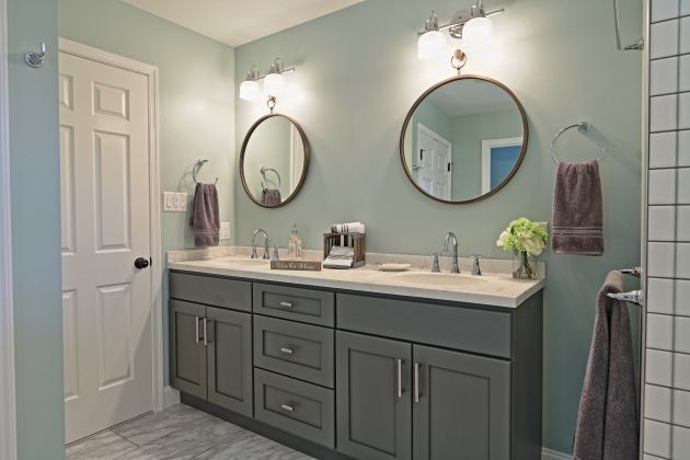 Linglestown transitional master bathroom