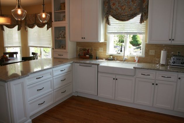 Linglestown traditional kitchen