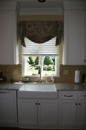 Linglestown traditional kitchen