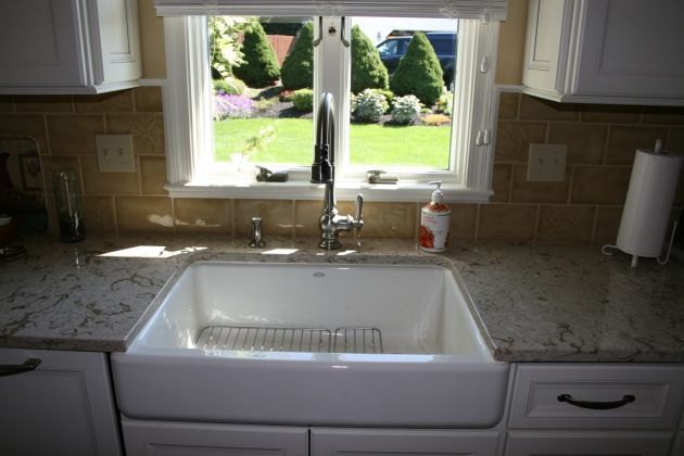 Linglestown traditional kitchen