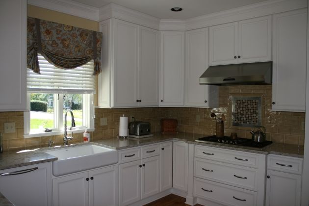 Linglestown traditional kitchen
