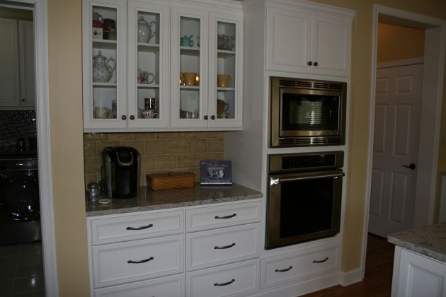 Linglestown traditional kitchen