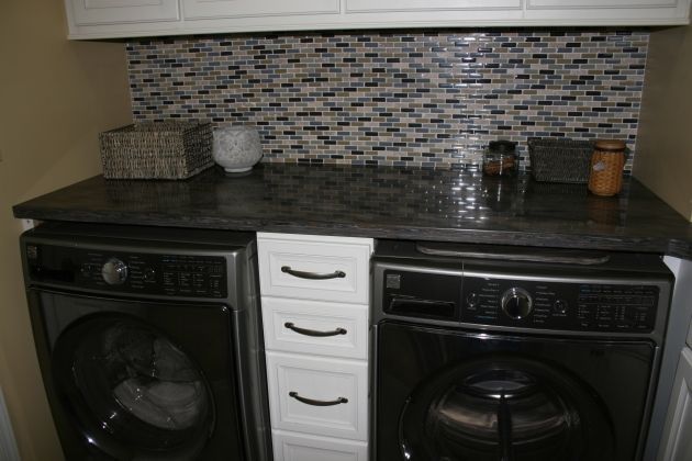 Linglestown traditional laundry room