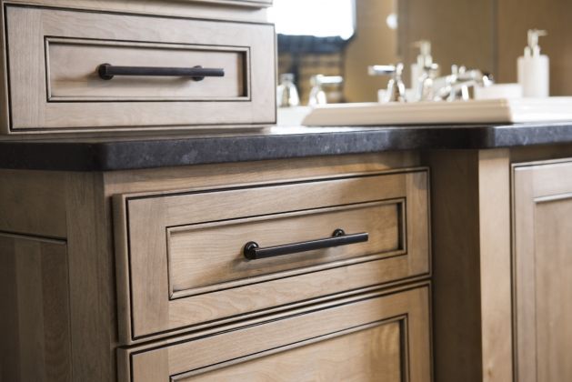 Studio renovation for bathroom and kitchen fixtures display