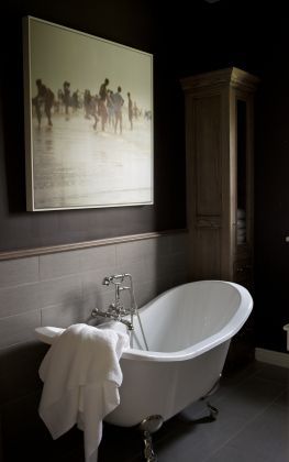 Symphony showhouse traditional bathroom