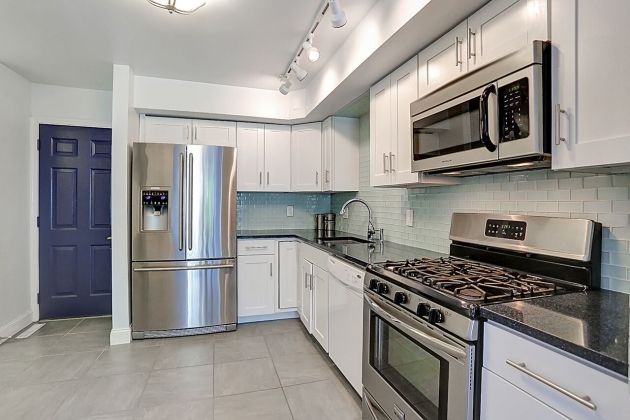 Linglestown contemporary townhome