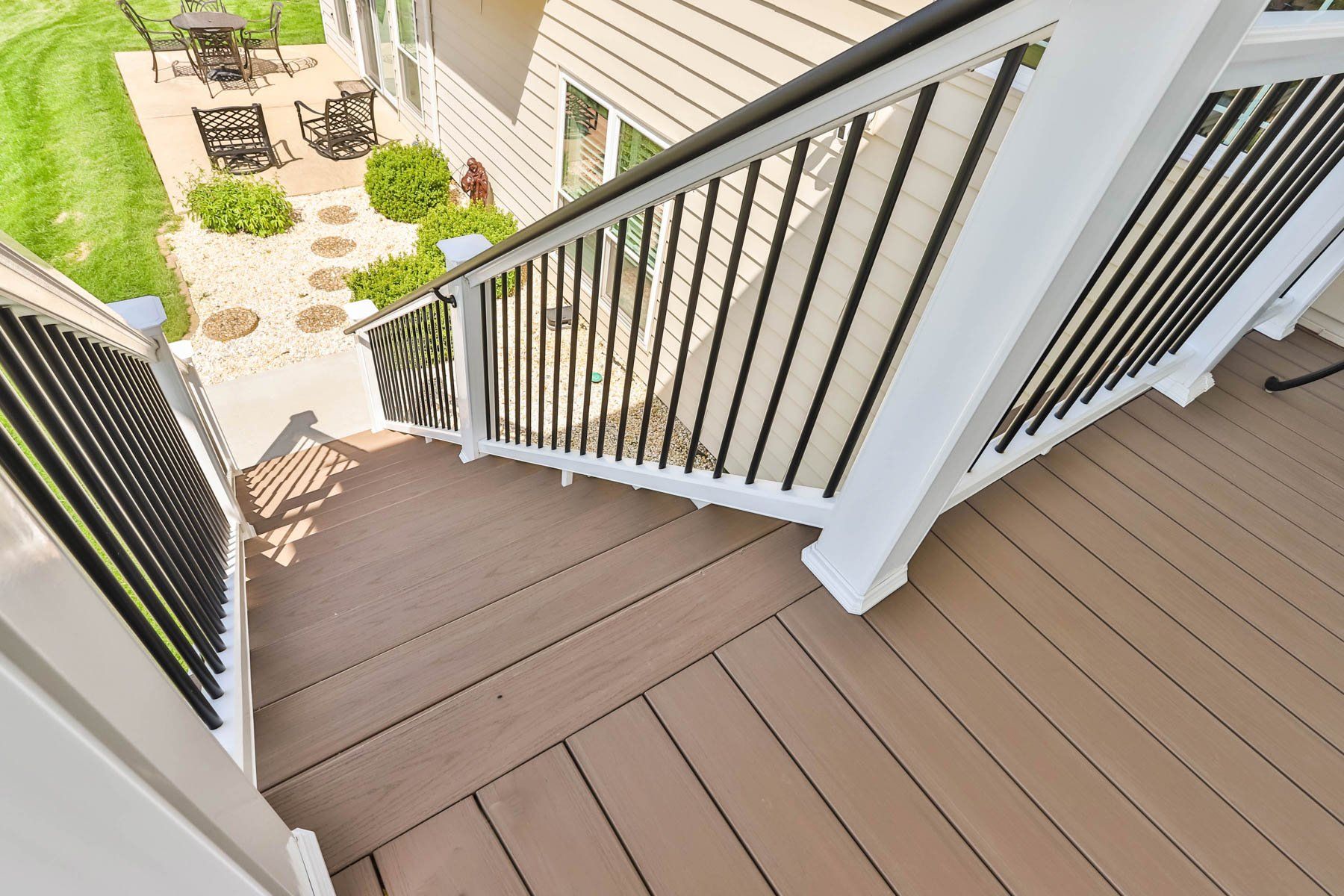 Deck stair