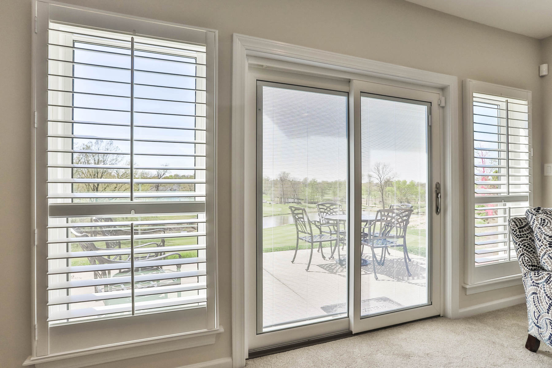 Residential glass sliding door