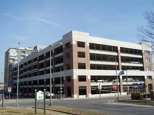 Champaign_Parking_Garage