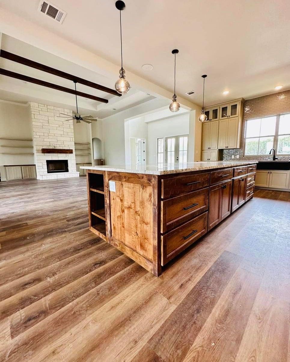 Luxury laminate floor