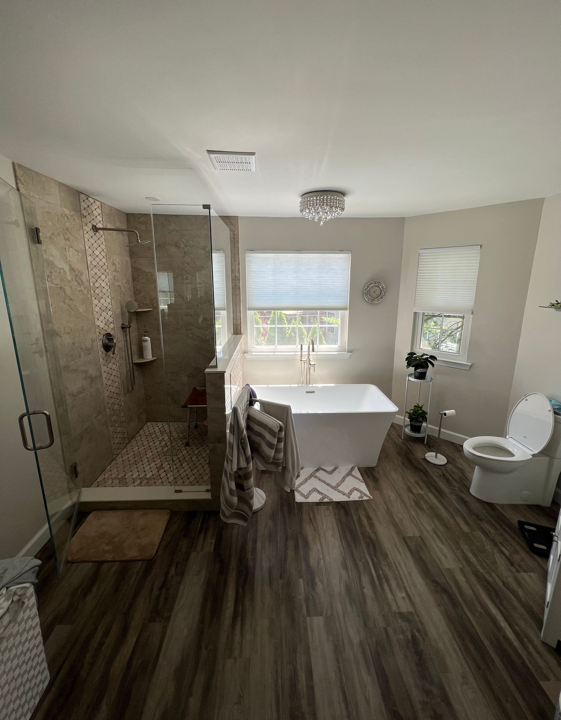 Bathroom with bathtub - after