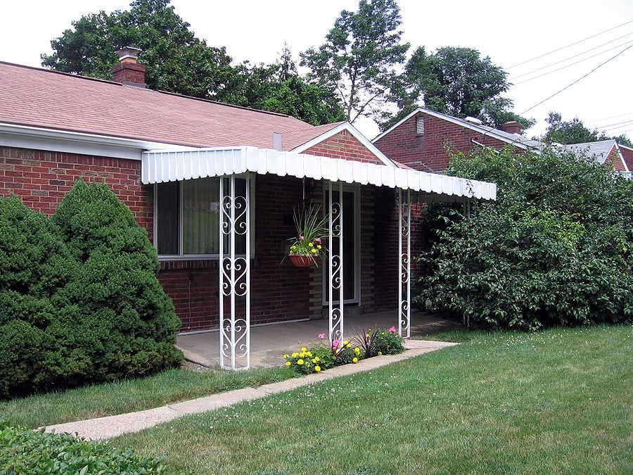 Pan and Cover Awning Style