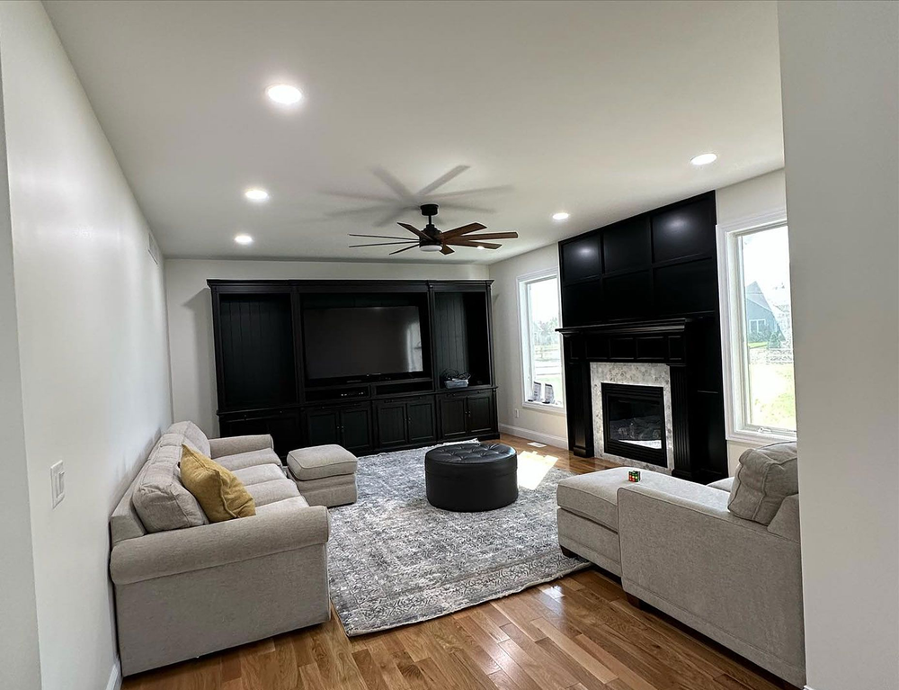 Interior Repaint all white walls in Waukee, Iowa