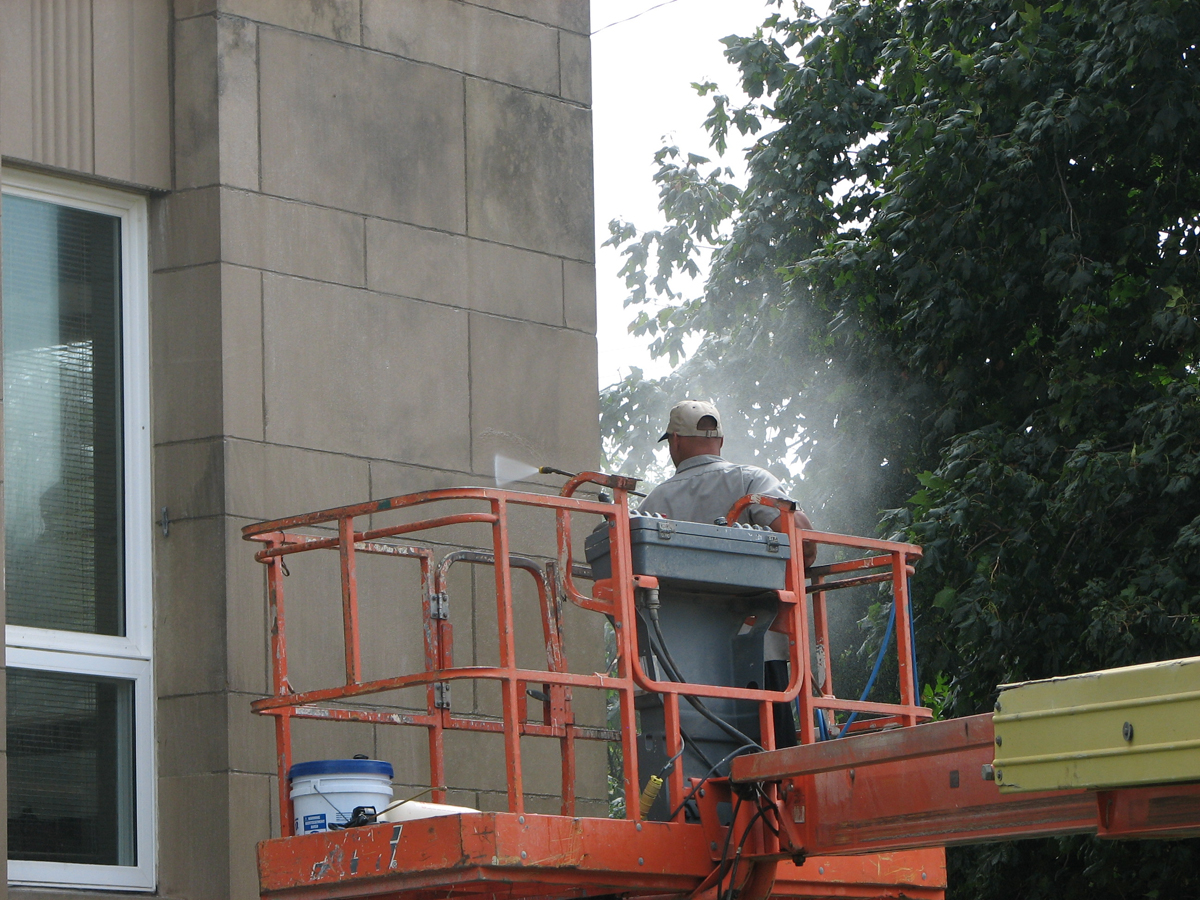 Commercial building cleaning and restoration services