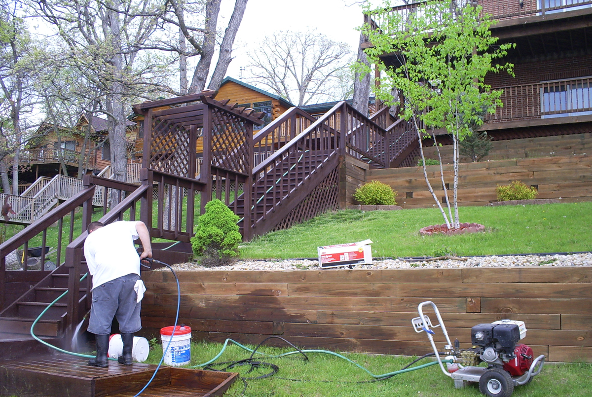 Steps cleaning and restoration services