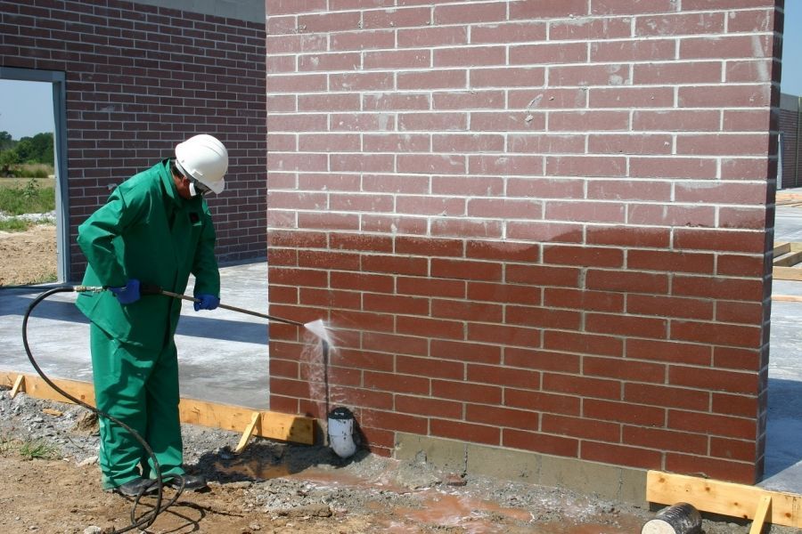 Wall cleaning and restoration services