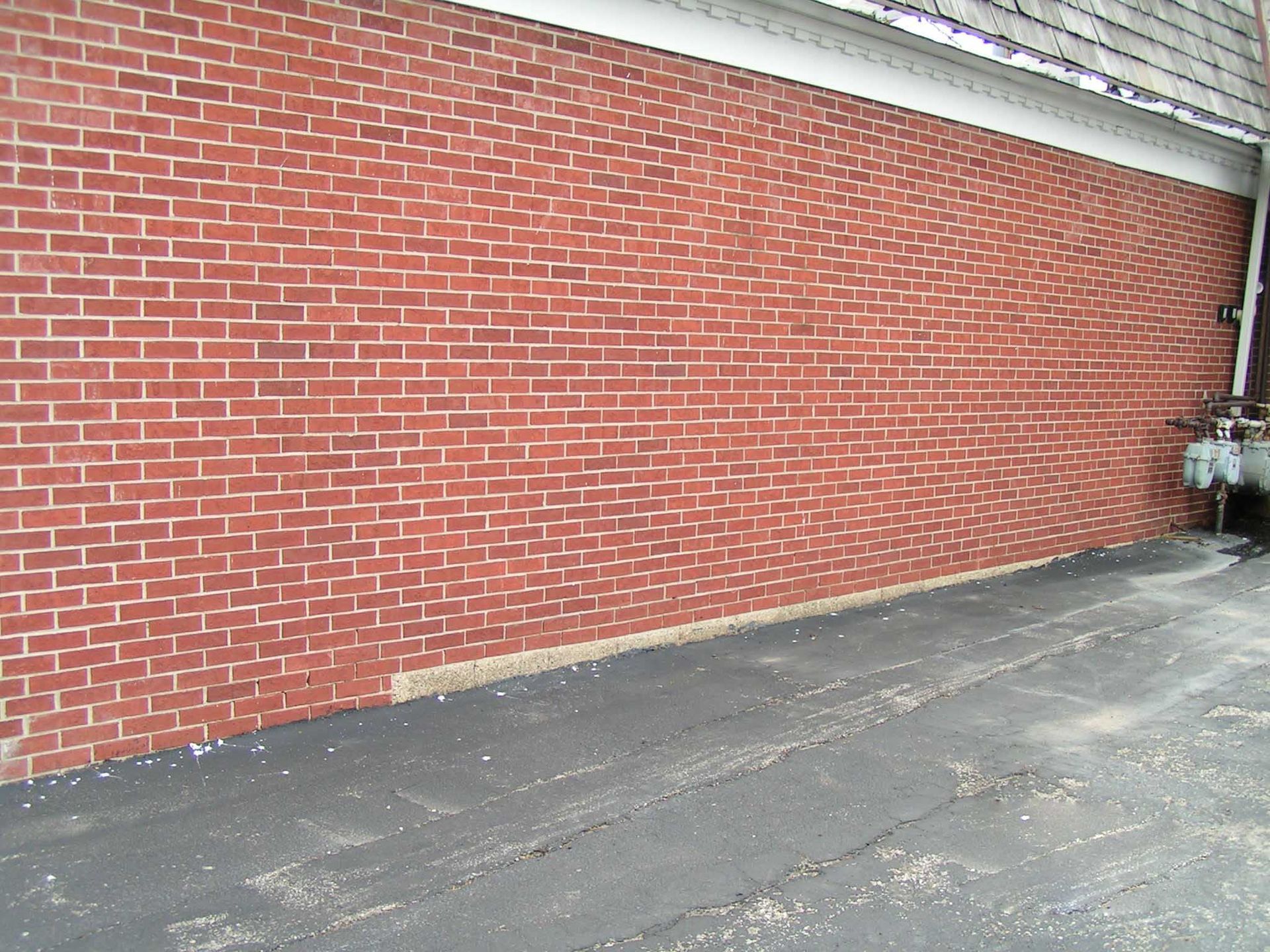 Wall cleaning and restoration services