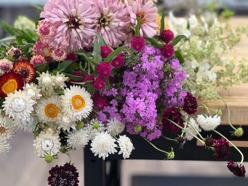 Savvy Bouquets
