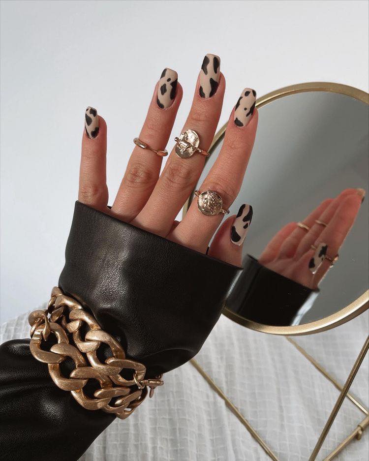 nail art design services