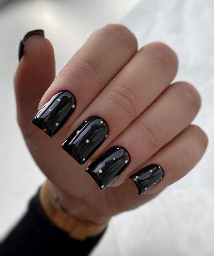 black dotted nail art