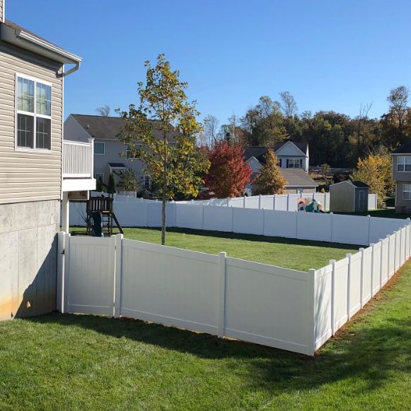 Vinyl fencing