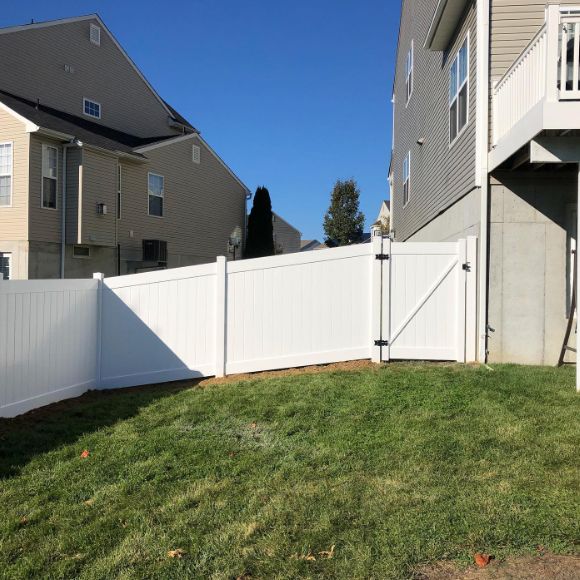 Vinyl fencing
