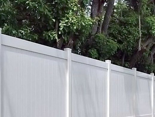 Privacy fencing