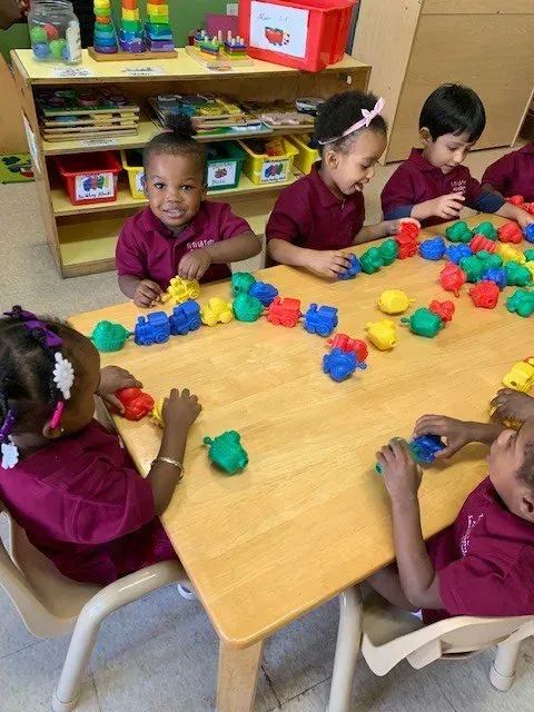 2 years old students