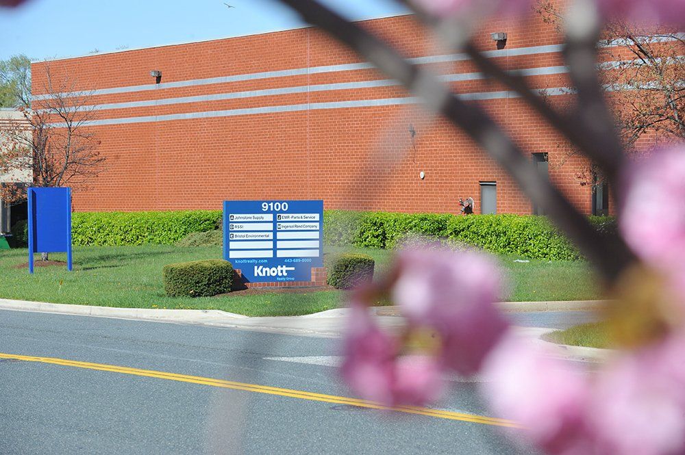 Commercial landscape service