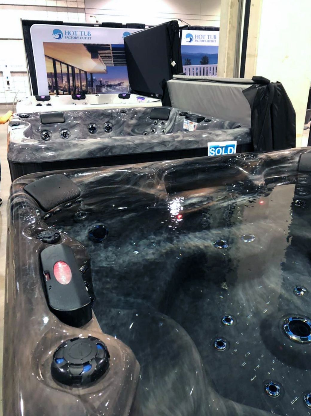 Hot tubs and spas showroom