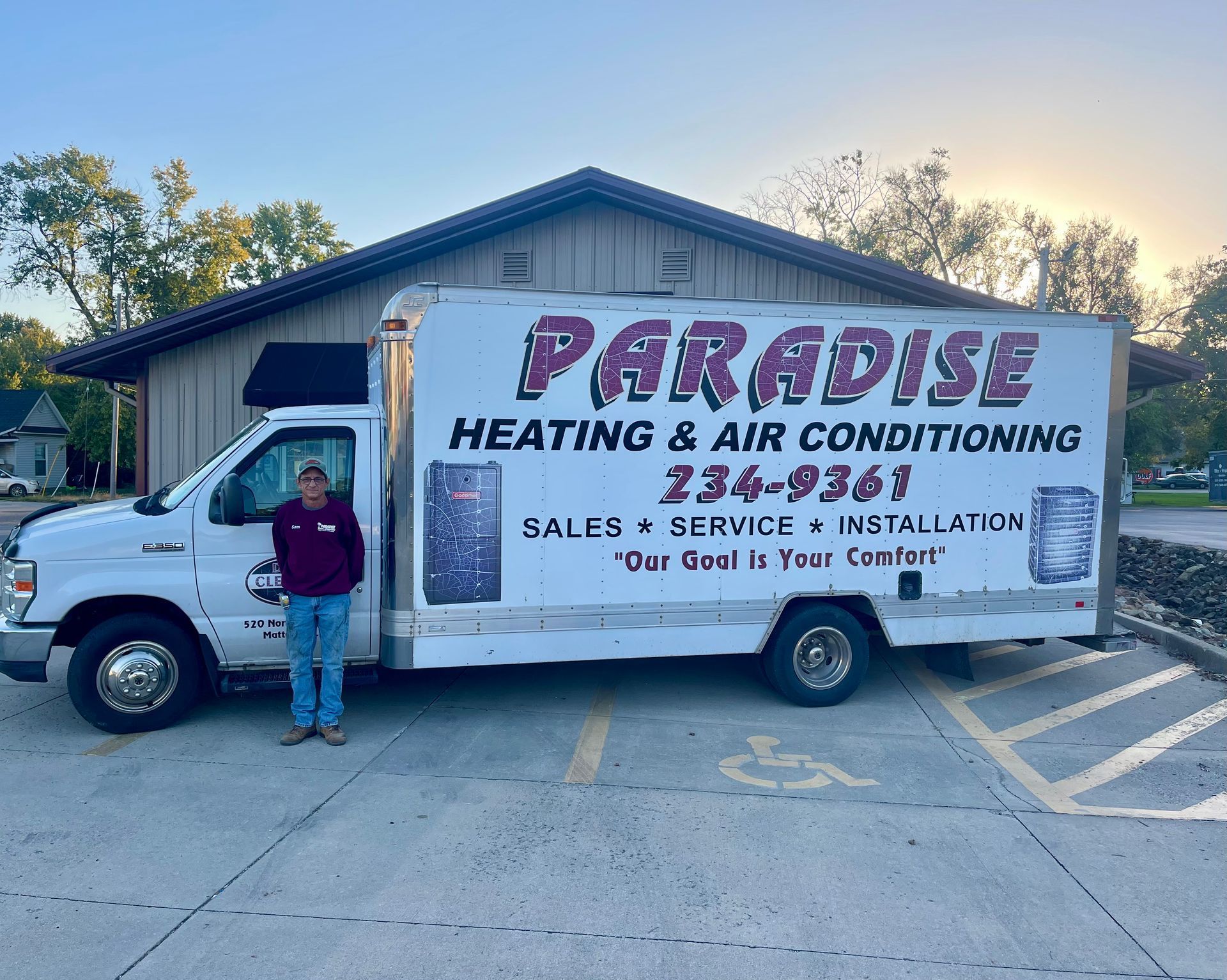 Paradise Heating & Air Conditioning Staff - 03