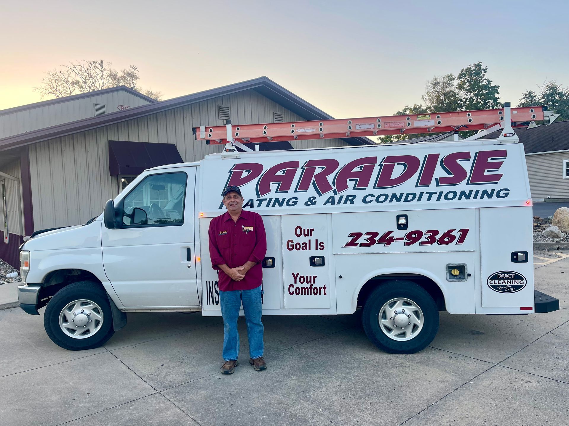 Paradise Heating & Air Conditioning Staff - 05