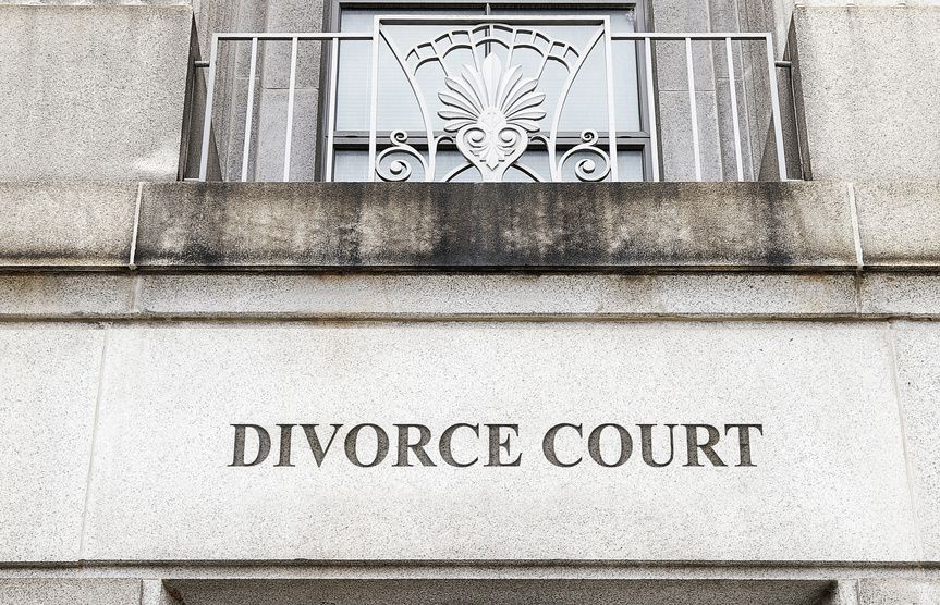 divorce lawyer