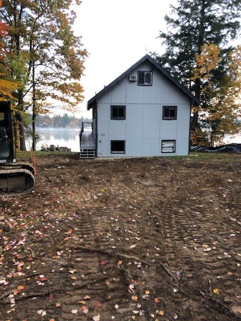house by the lake before demolition