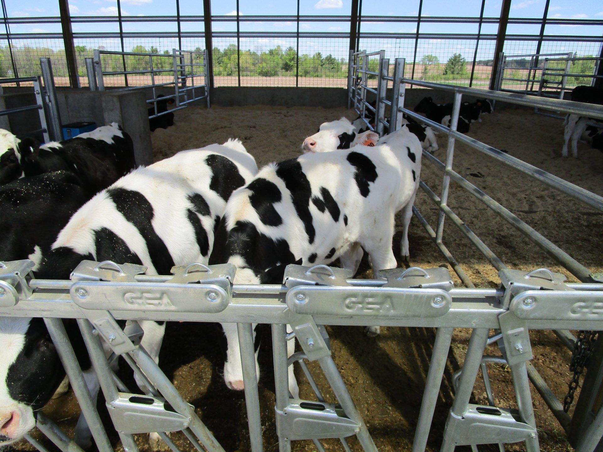 Agricultural building