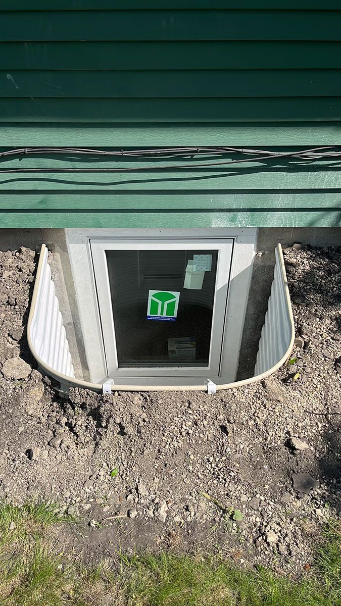 Basement egress window