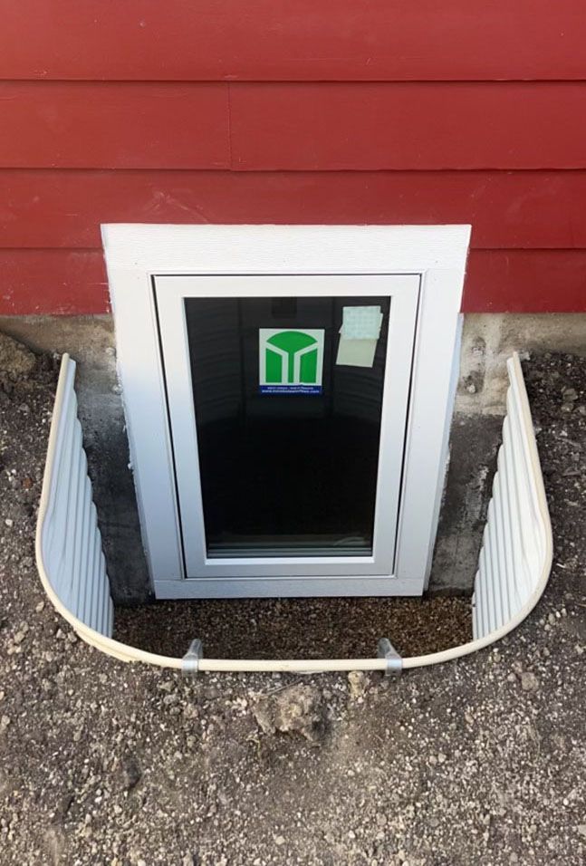 Durable egress window
