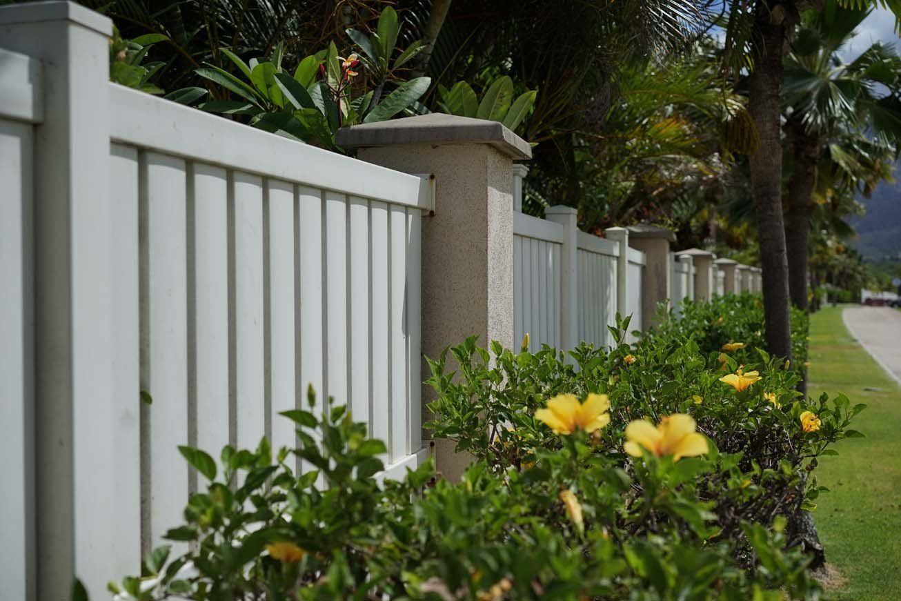 Vinyl Fencing
