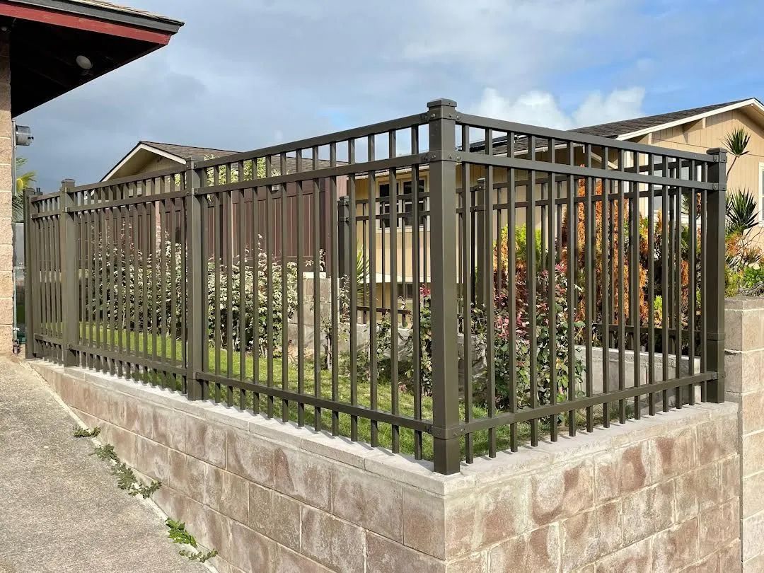 Aluminum fencing