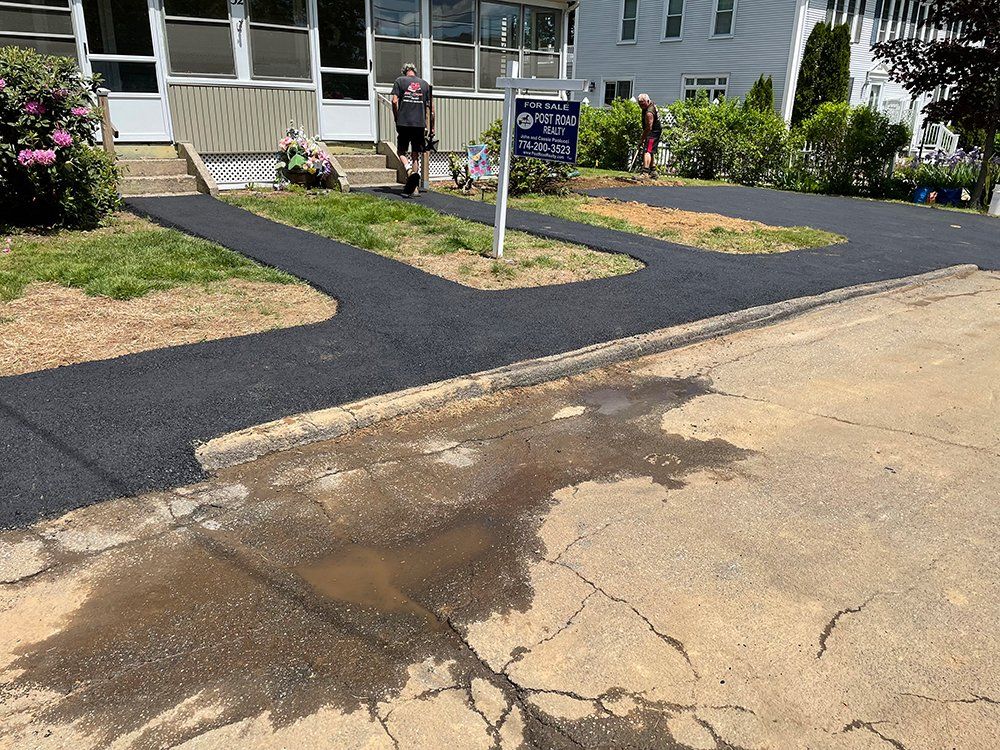 Asphalt paving work