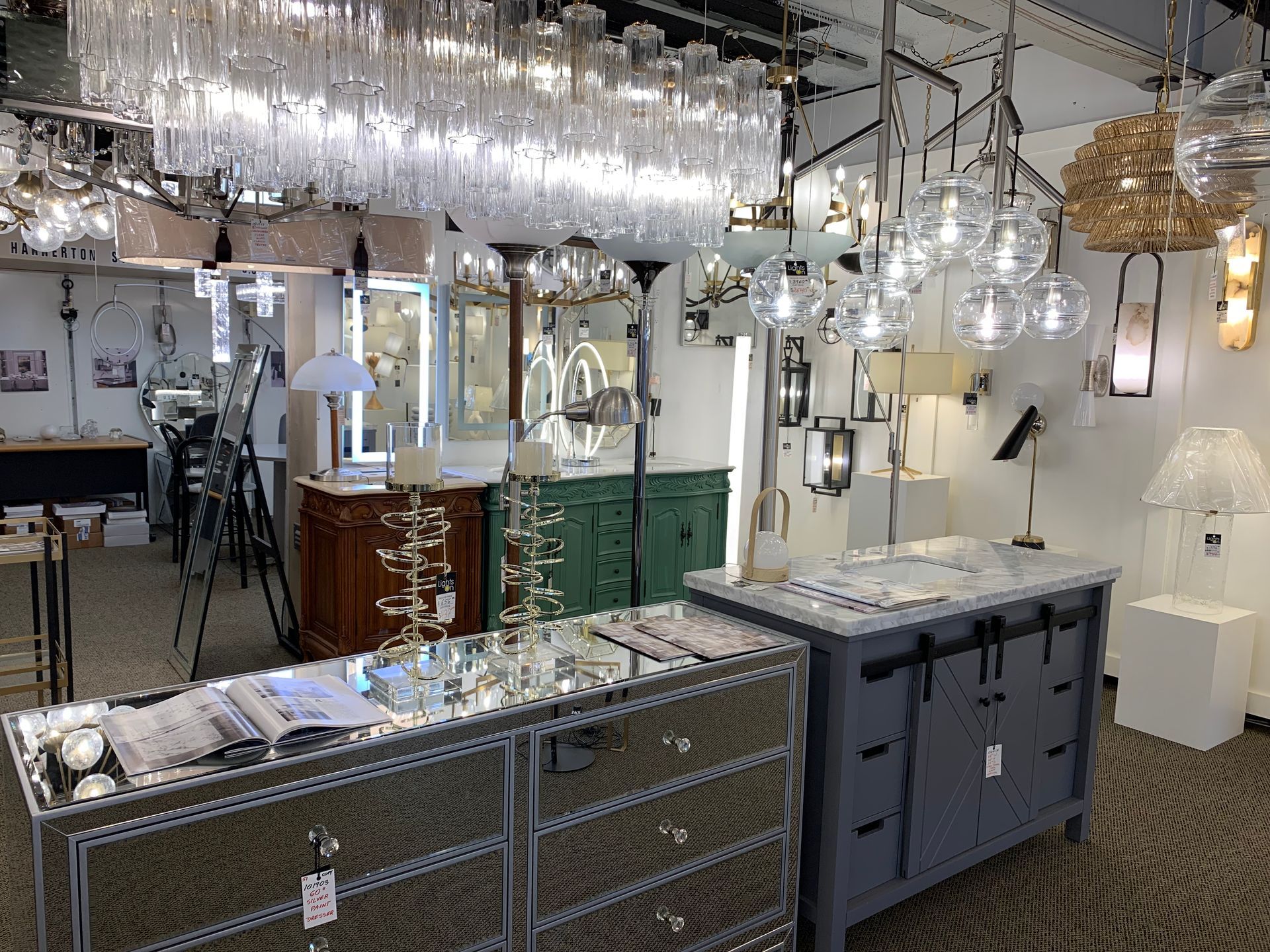 A store filled with lots of furniture and lamps.