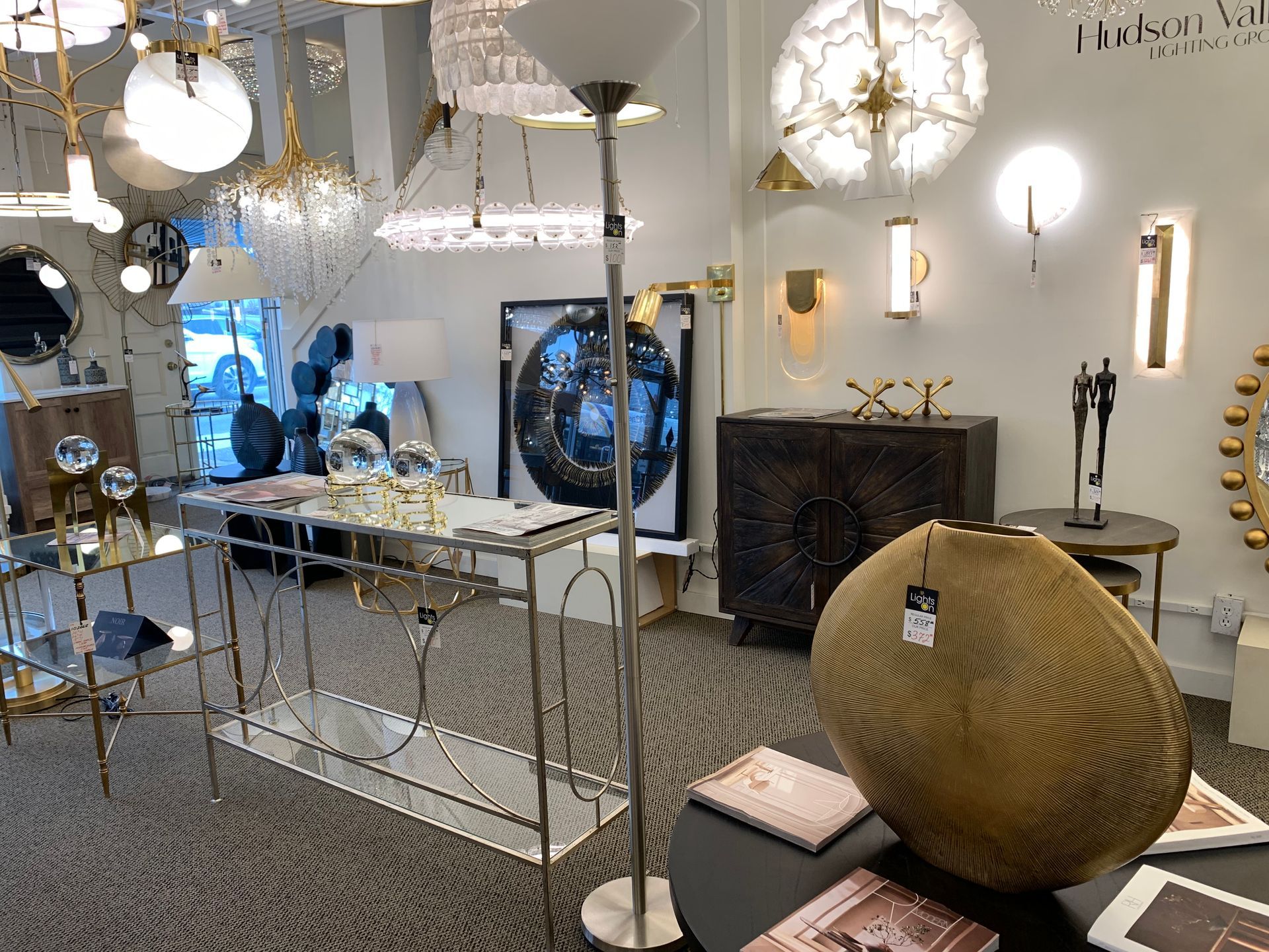 A store filled with lots of furniture and lamps.