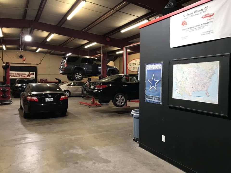 Black cars for repair