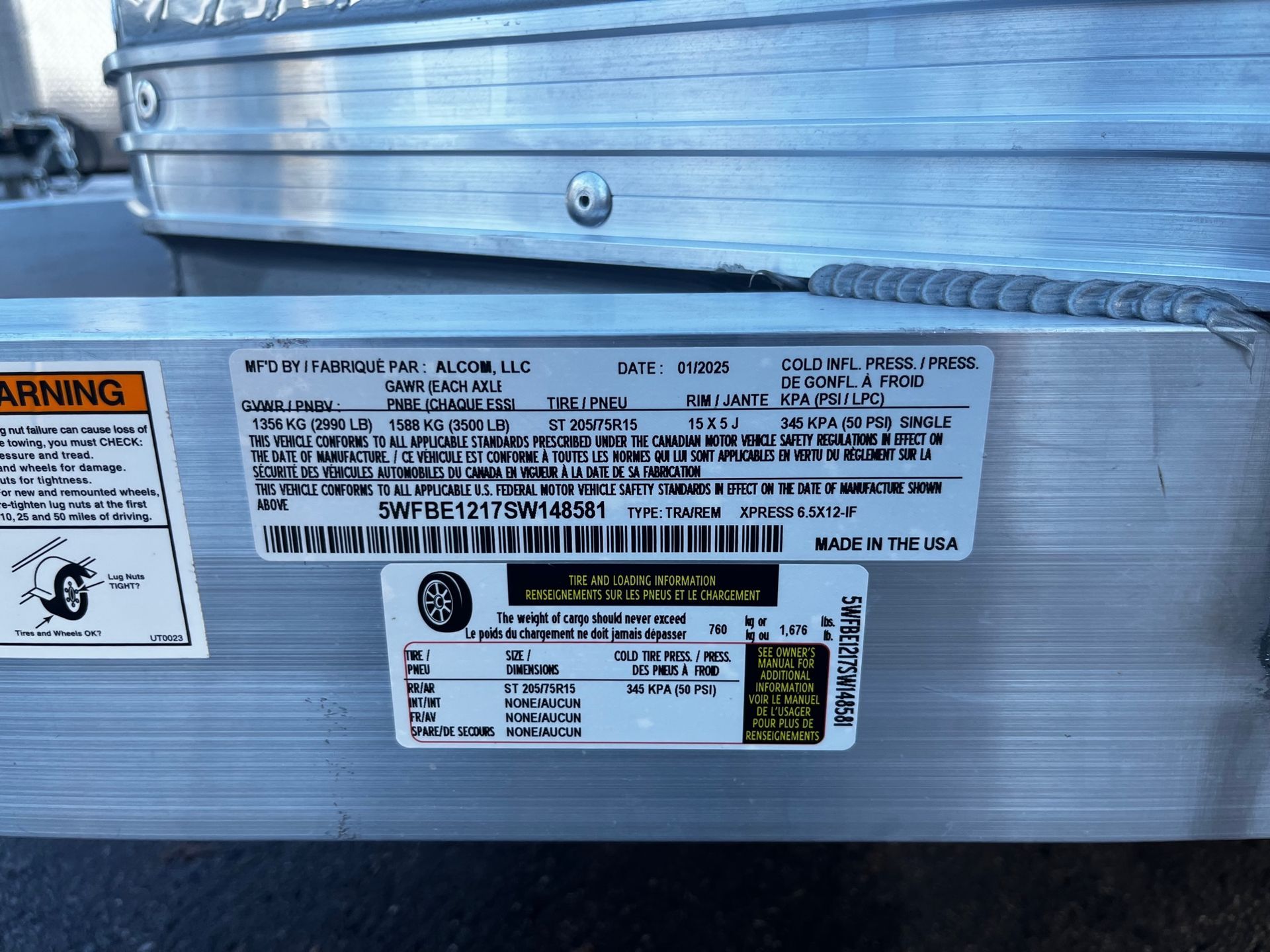 Trailer specification label